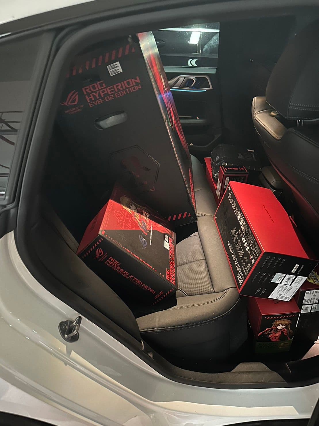 [心得] ROGxEVA二號機聯動首發雜談 圖片 11