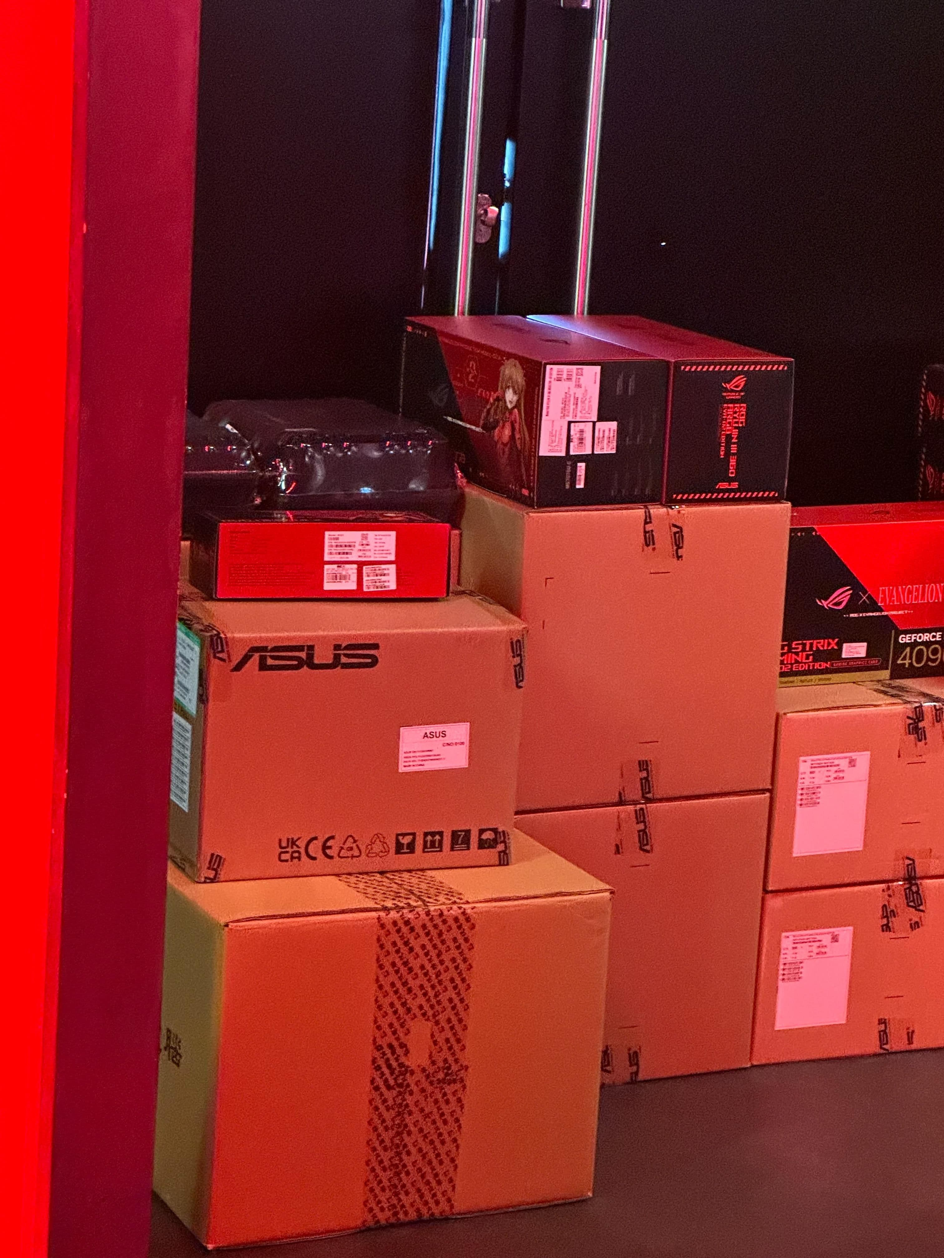 [心得] ROGxEVA二號機聯動首發雜談 圖片 5