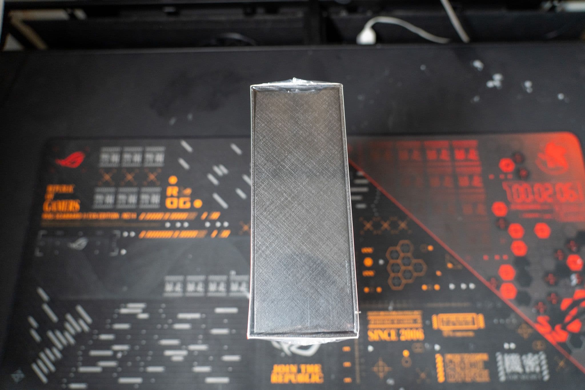 [開箱] 市場挑戰者 Predator BiFrost RX7600 圖片 5